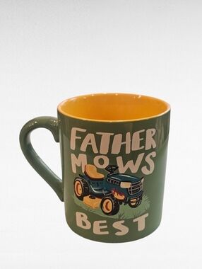 Father Mows Best Green Lawn Mower Mug